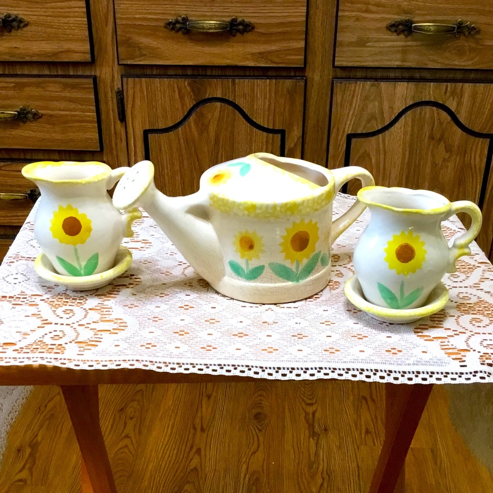 Glass Watering Picture Knick Knack Set